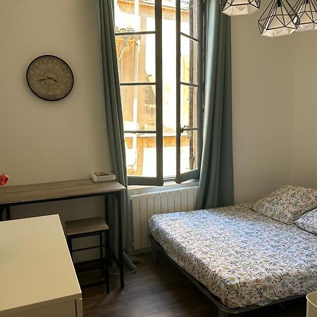 Апартаменти Studio En Plein Coeur Du Centre D'Арль Екстер'єр фото
